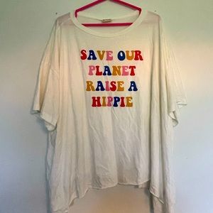 Oversized graphic tee